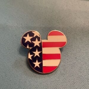 EUC Disney 4th Of July Mickey American Flag Trading Pin 2008 RARE Hard